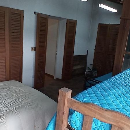 Hostel Casteleyhost Mendoza Bagian luar foto