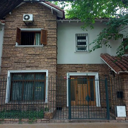 Hostel Casteleyhost Mendoza Bagian luar foto